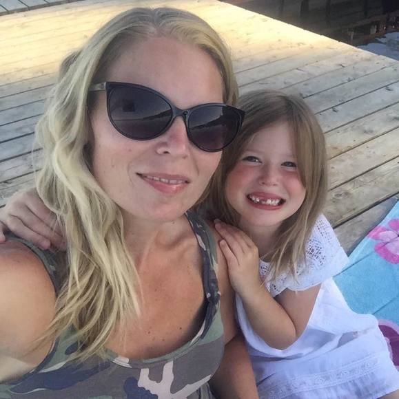 Meet your Posher, Janine - Picture 1 of 1